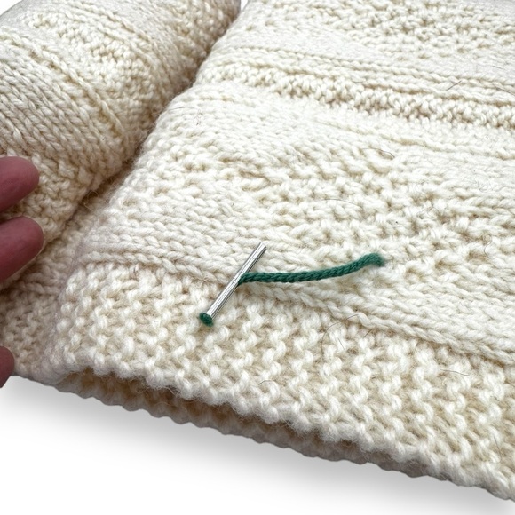 Hand Woven 100% Irish Wool Cable Knit Fringe Scarf, Cream, 9 in x 63 in. - Picture 9 of 11